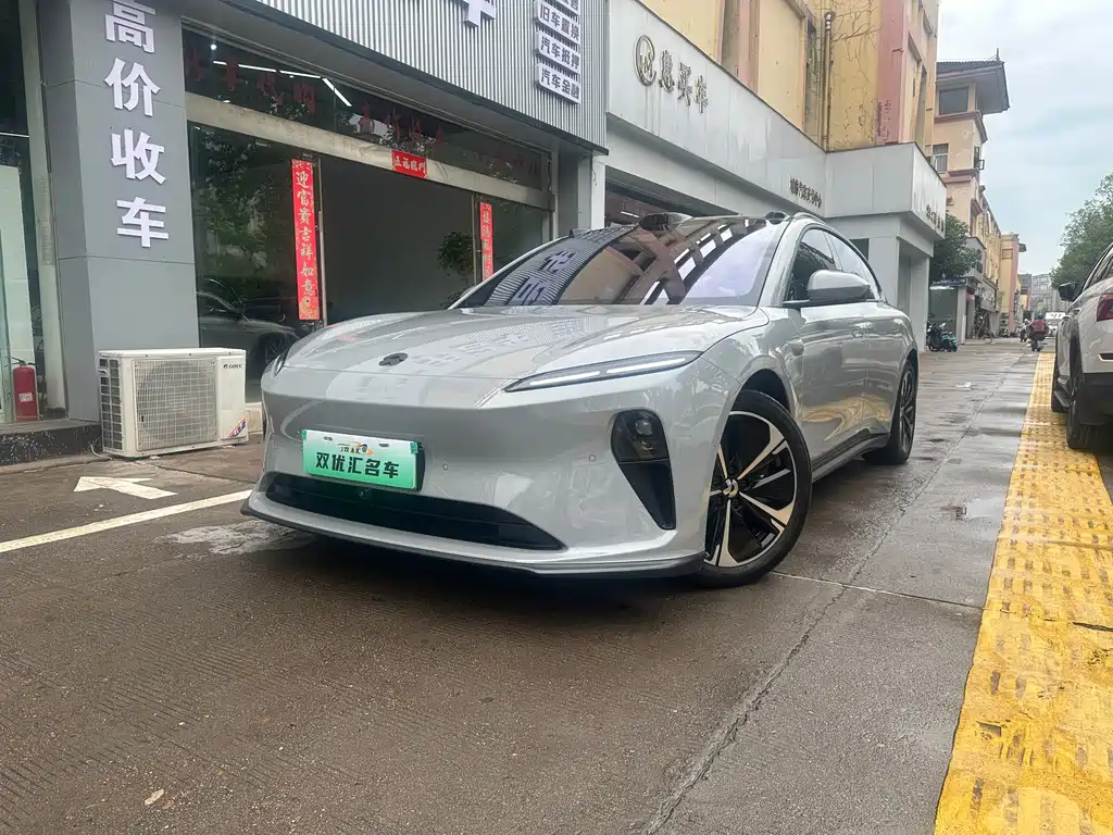 Nio ET5T 2024