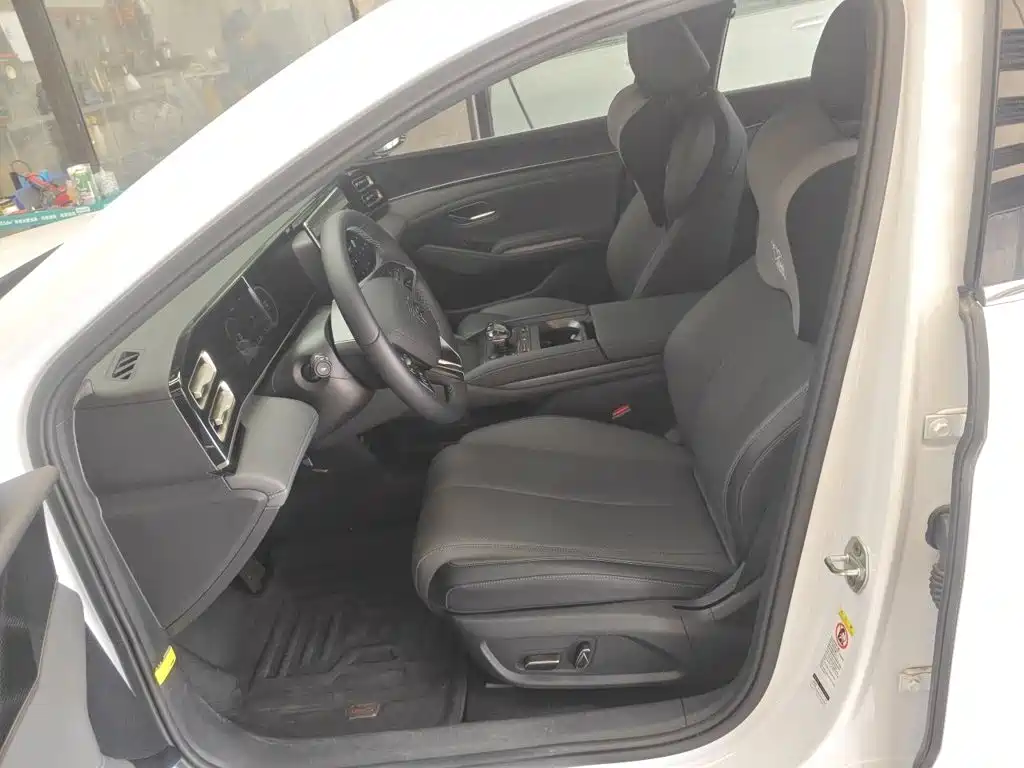 BYD Qin L — миниатюра 11