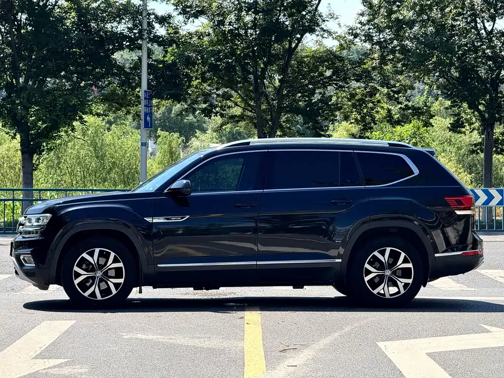 Volkswagen Teramont — миниатюра 3
