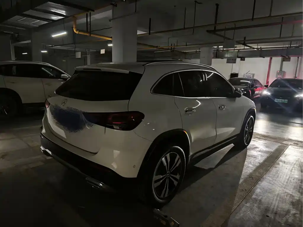 Mercedes-Benz GLA — миниатюра 8