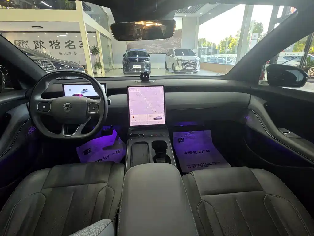 Mercedes-Benz EQS SUV — миниатюра 22