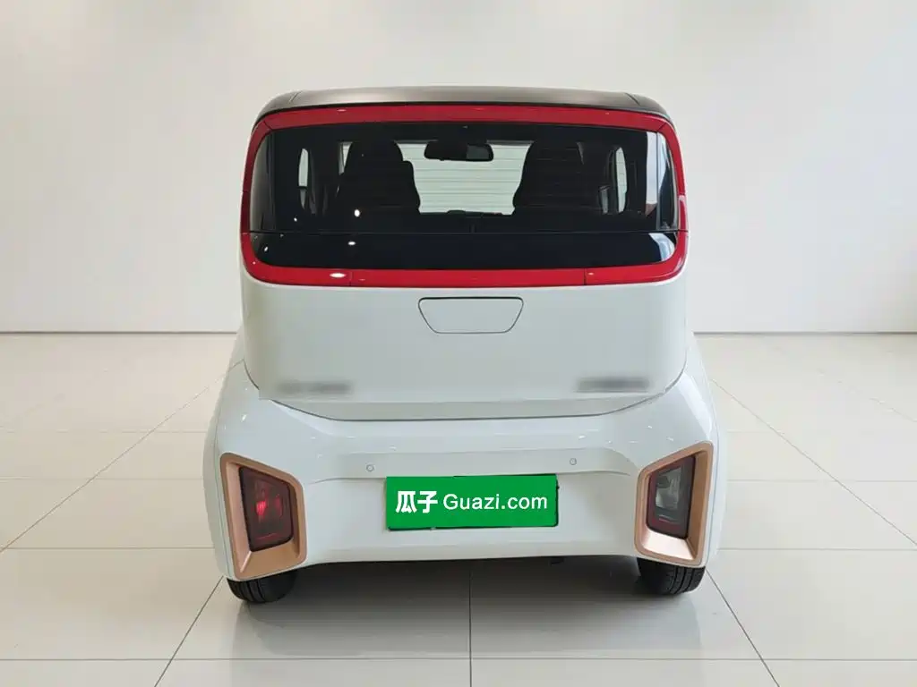 Baojun E200 — миниатюра 3