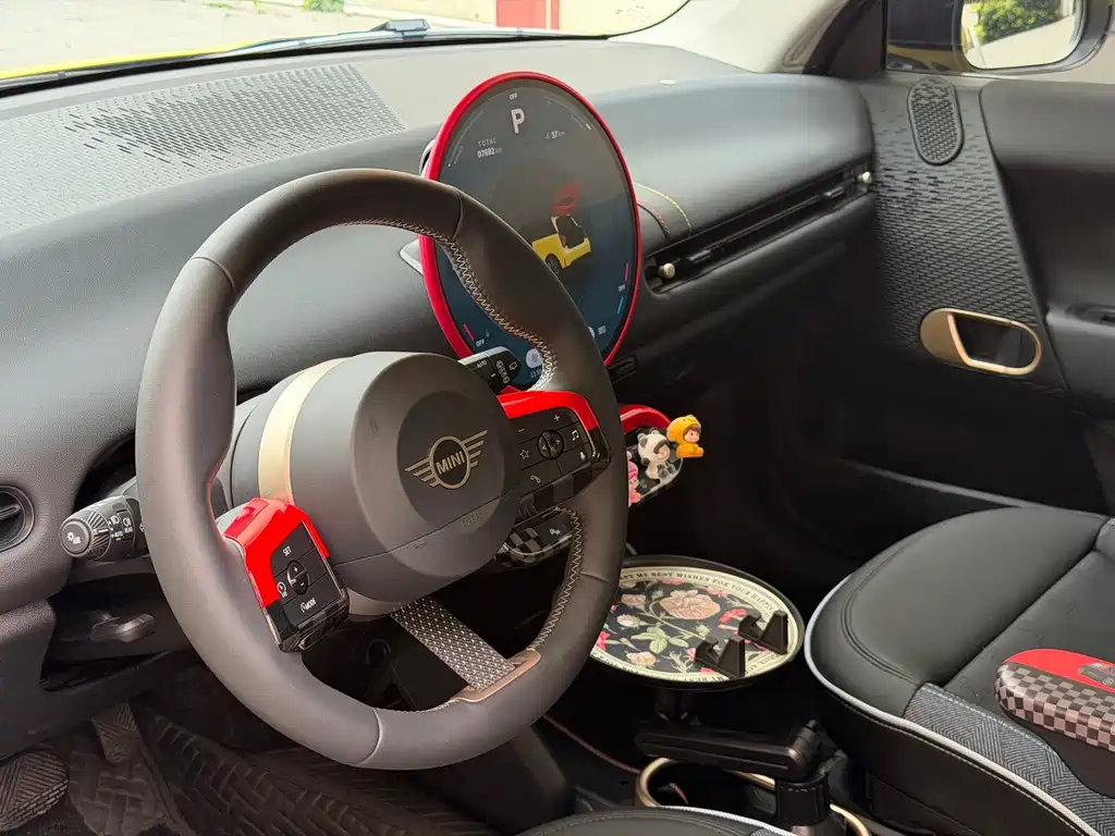 MINI MINI COOPER EV — миниатюра 12