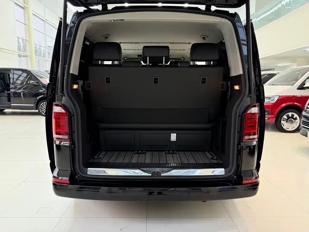 Volkswagen Multivan — миниатюра 21