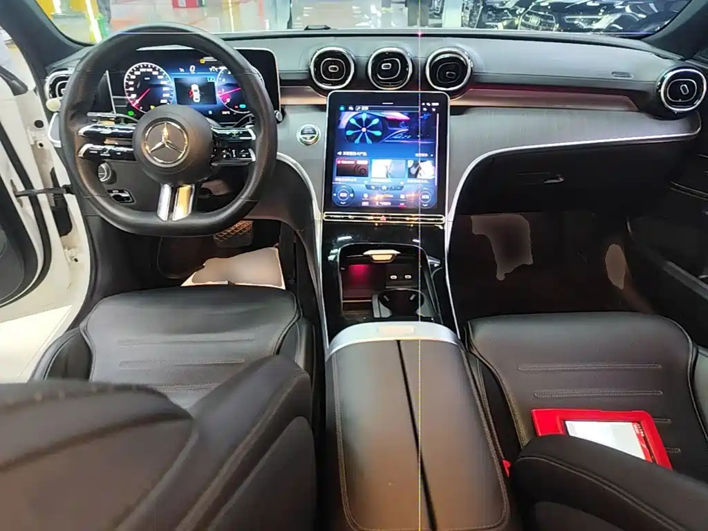 Mercedes-Benz C-Class — миниатюра 10
