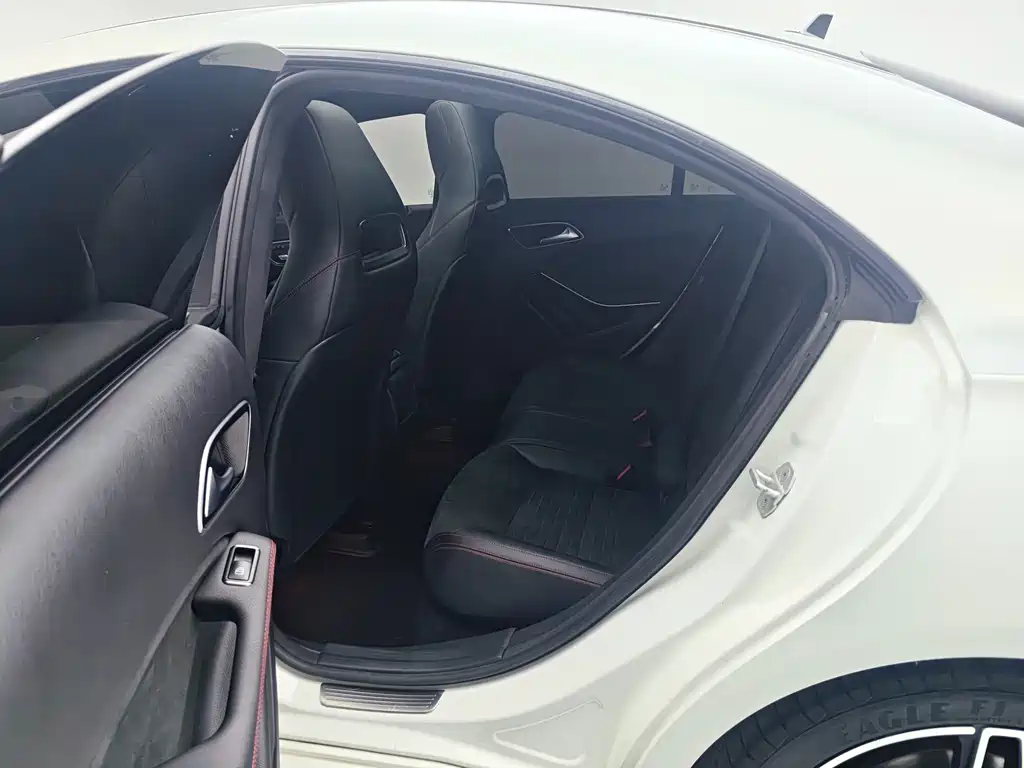 Mercedes-Benz CLA (Import) — миниатюра 14