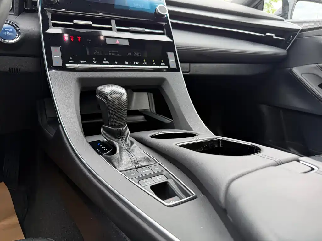 Toyota Avalon — миниатюра 11