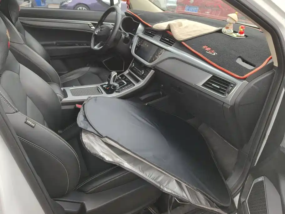Geely Emgrand GS — миниатюра 8