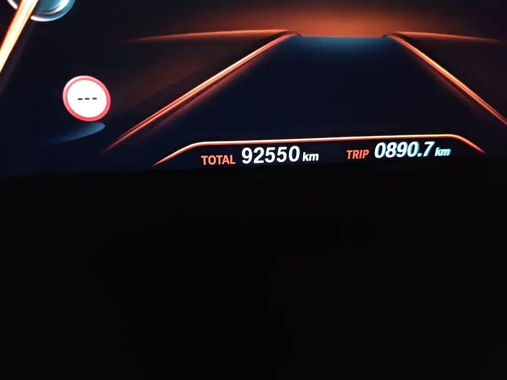BMW 5 Series New Energy — миниатюра 13