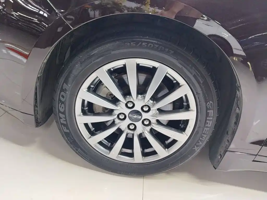 Lincoln MKZ — миниатюра 23
