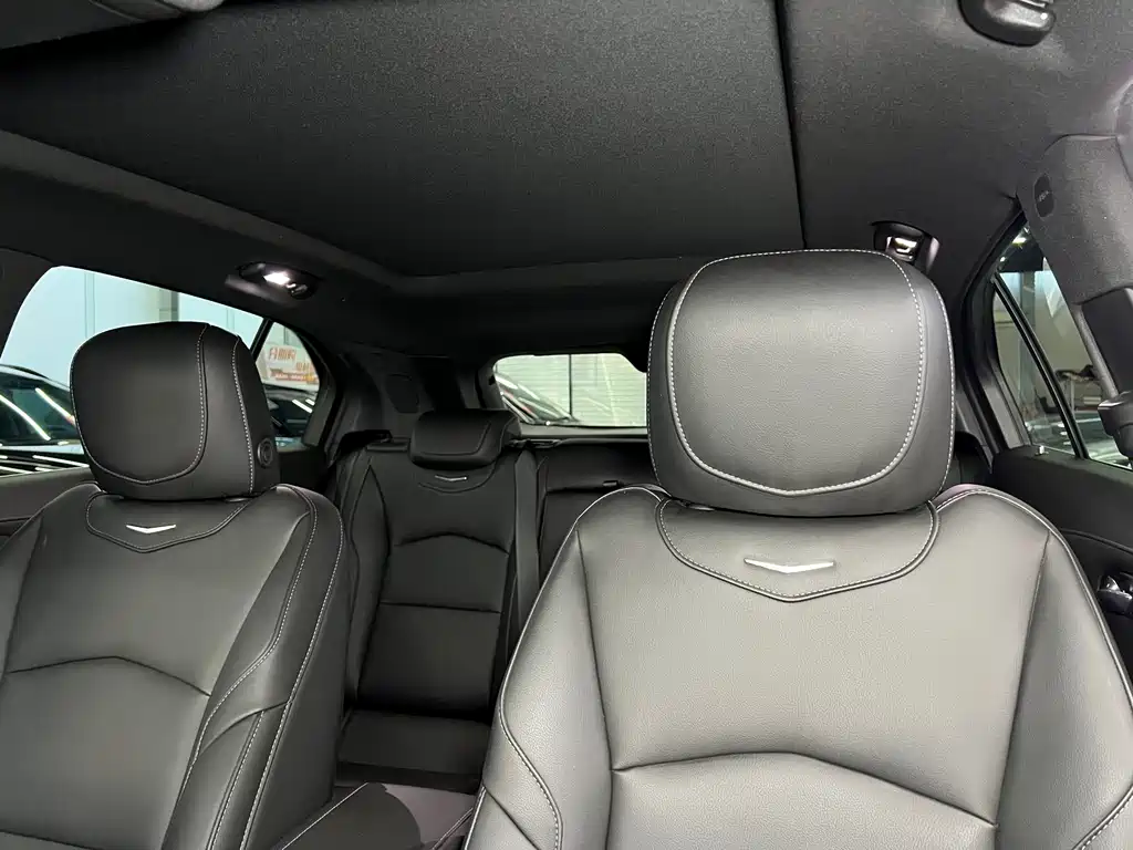 Cadillac XT4 2023 28T Luxury