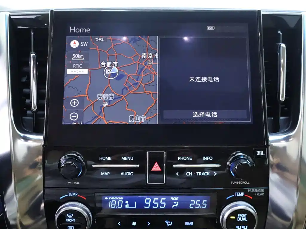 Toyota Alphard — миниатюра 10