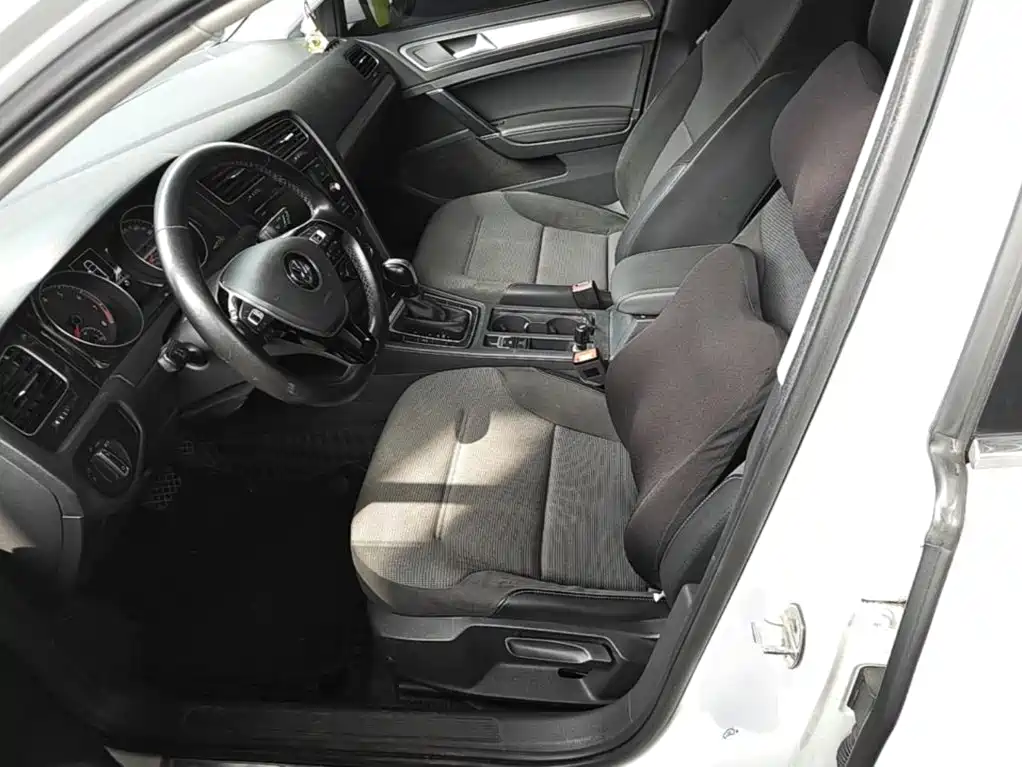Volkswagen Golf — миниатюра 15