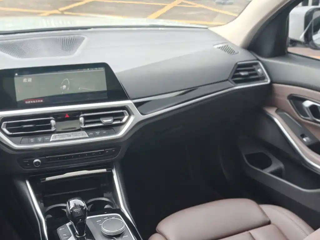 BMW 3 Series — миниатюра 6