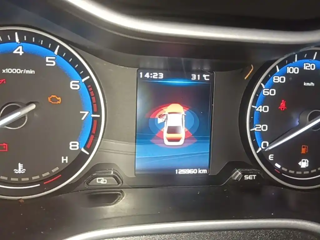 Geely Emgrand — миниатюра 12