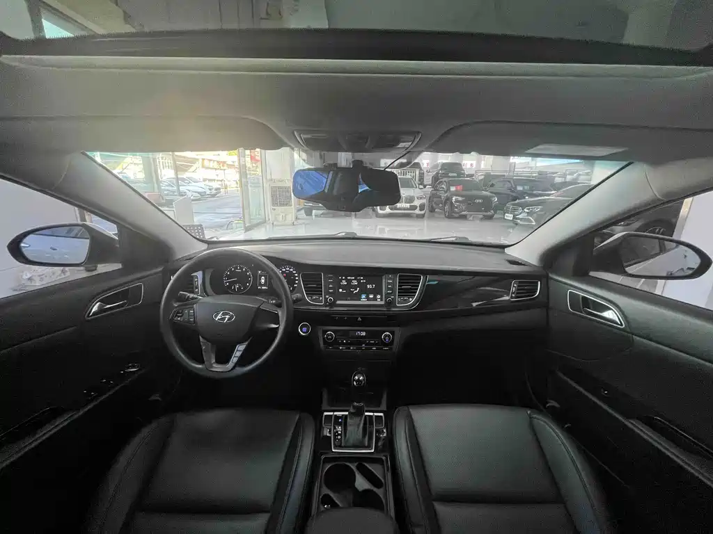 Hyundai Mistra — миниатюра 11