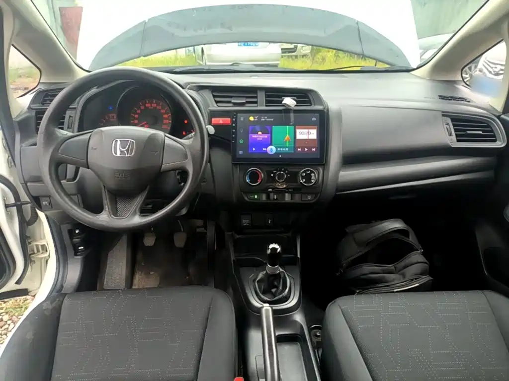 Honda Fit — миниатюра 10