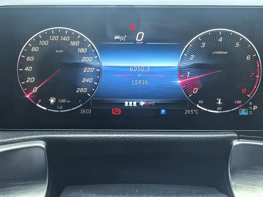 Mercedes-Benz GLB 2024 GLB 200
