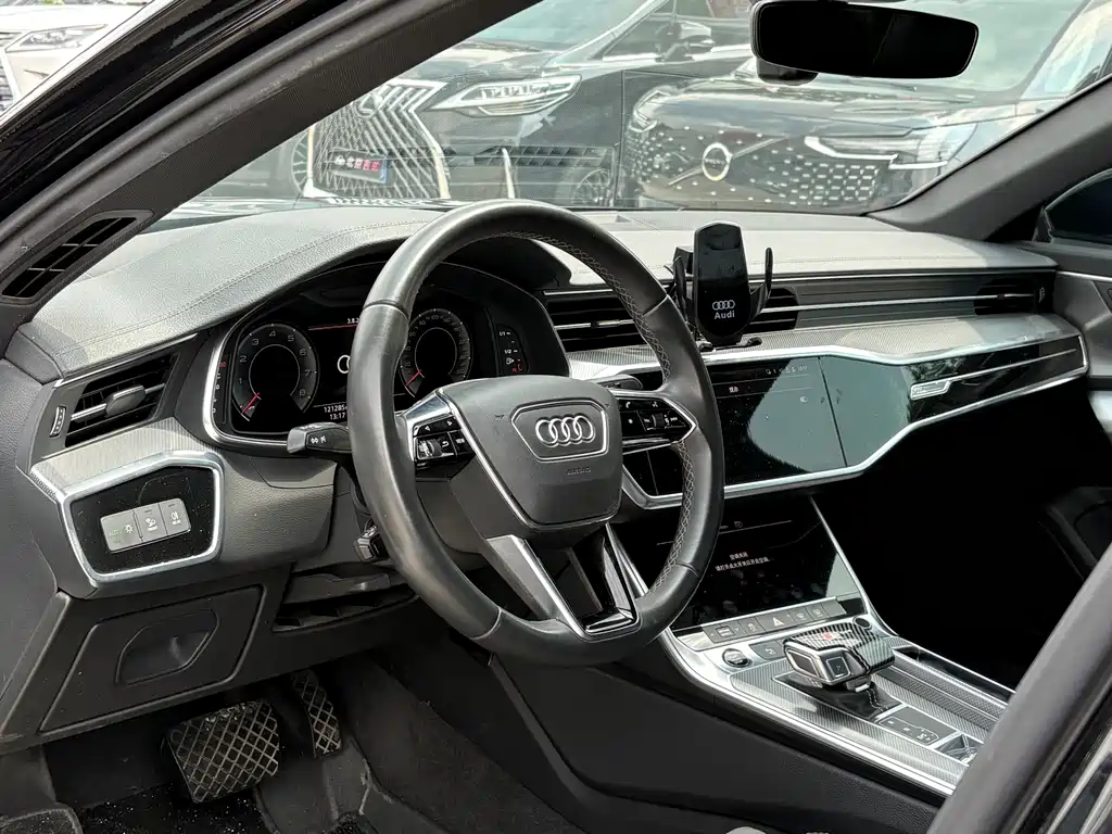 Audi A6L — миниатюра 7