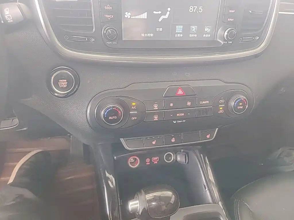 Kia Sorento — миниатюра 13