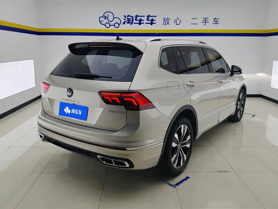 Volkswagen Tiguan L L 2022 330TSI AT R-Line Flagship