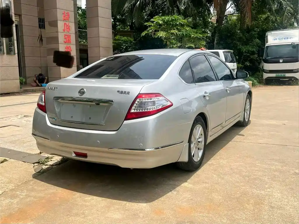 Nissan Teana — миниатюра 7