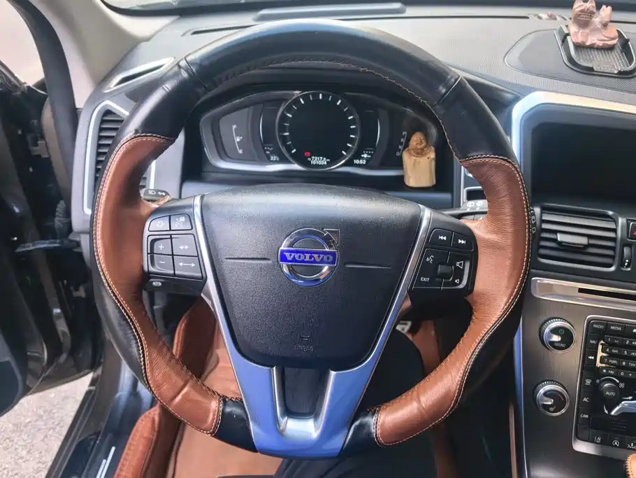 Volvo XC60 — миниатюра 15