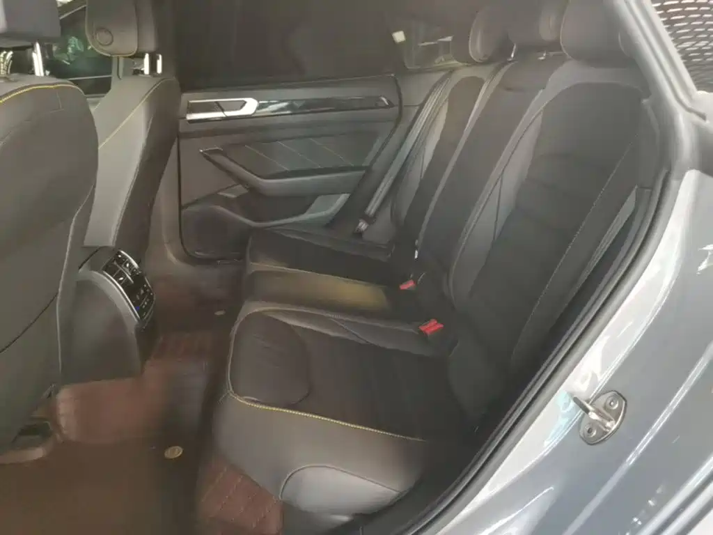 Volkswagen CC — миниатюра 17