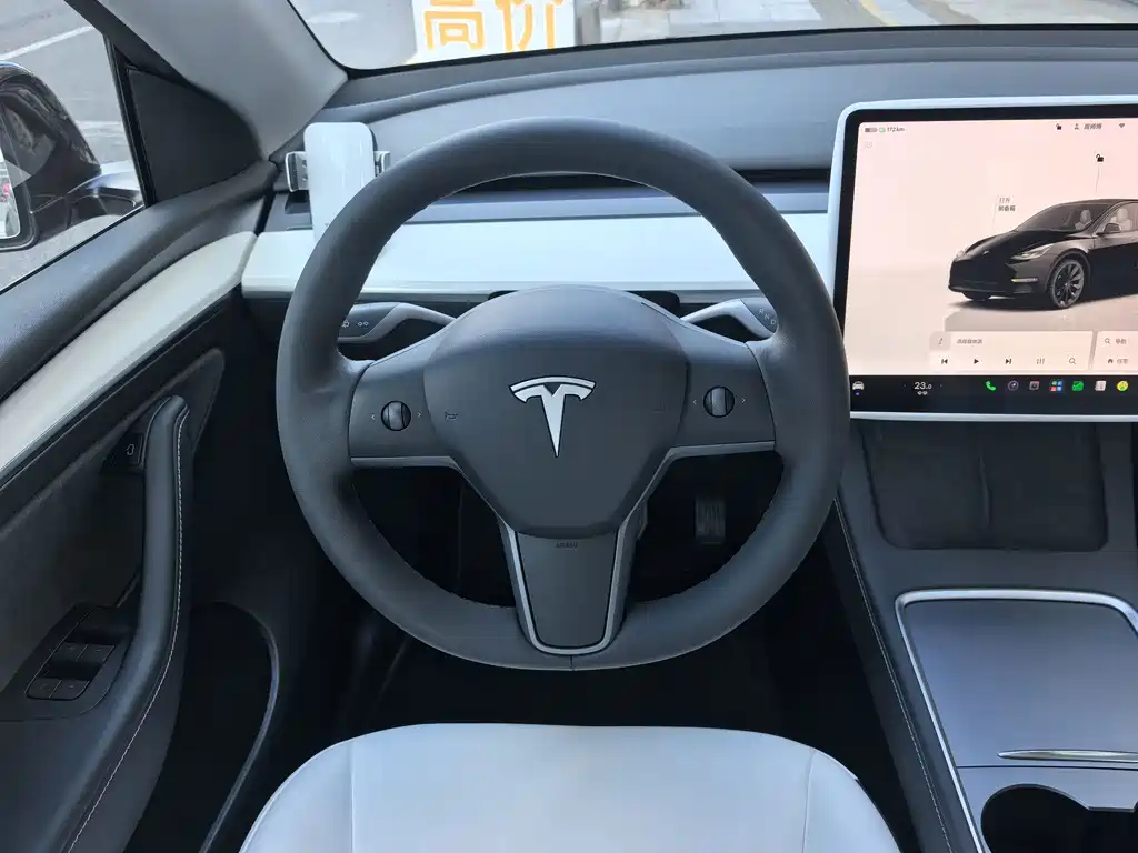 Tesla Model Y — фотографии объявления, Фото 14