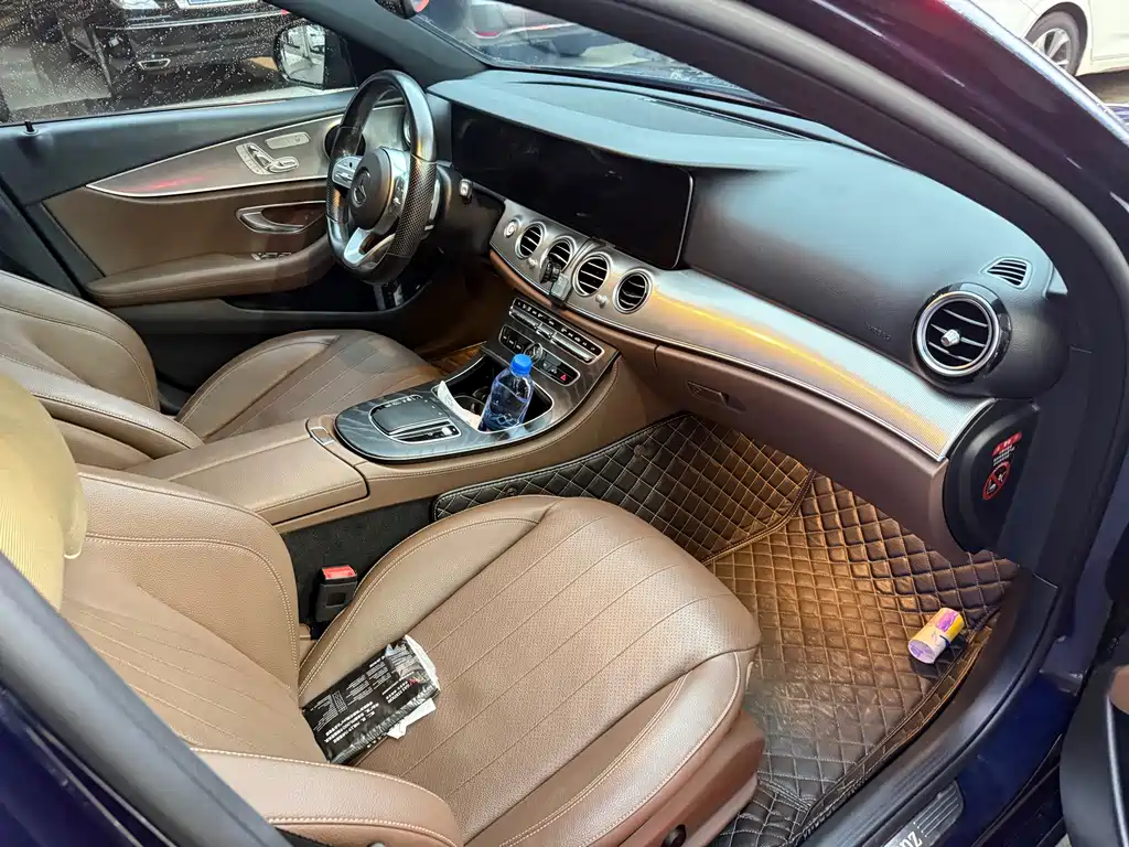 Mercedes-Benz E-Class (Import) — миниатюра 7