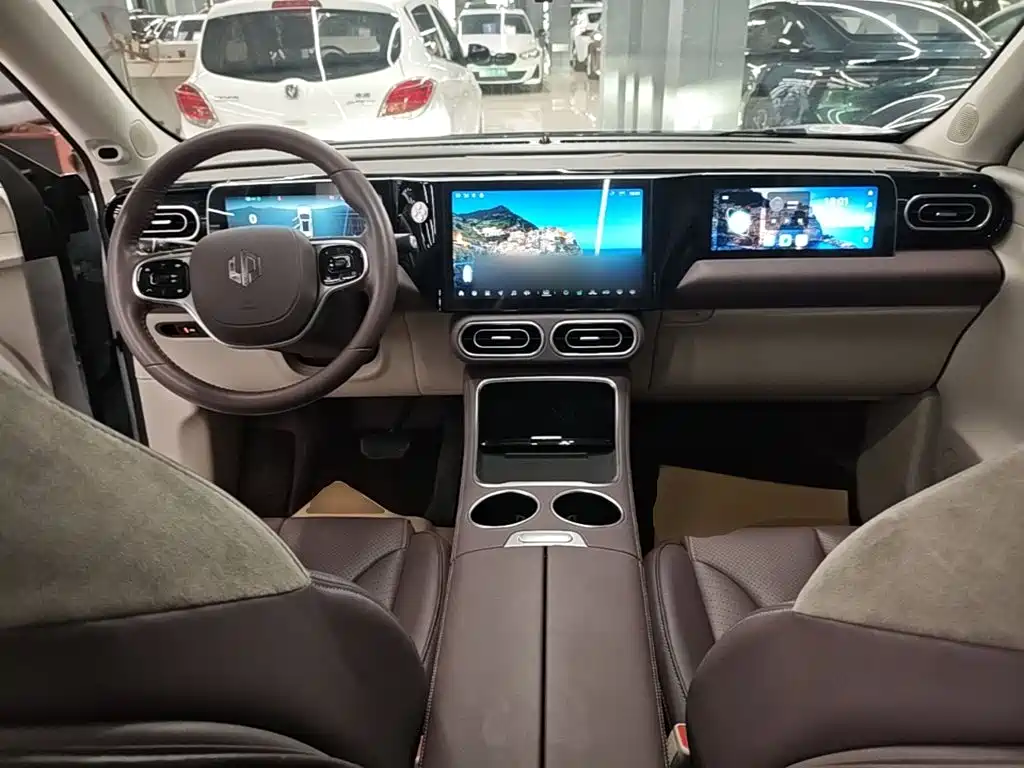 Leapmotor Leapmotor C11 — миниатюра 10