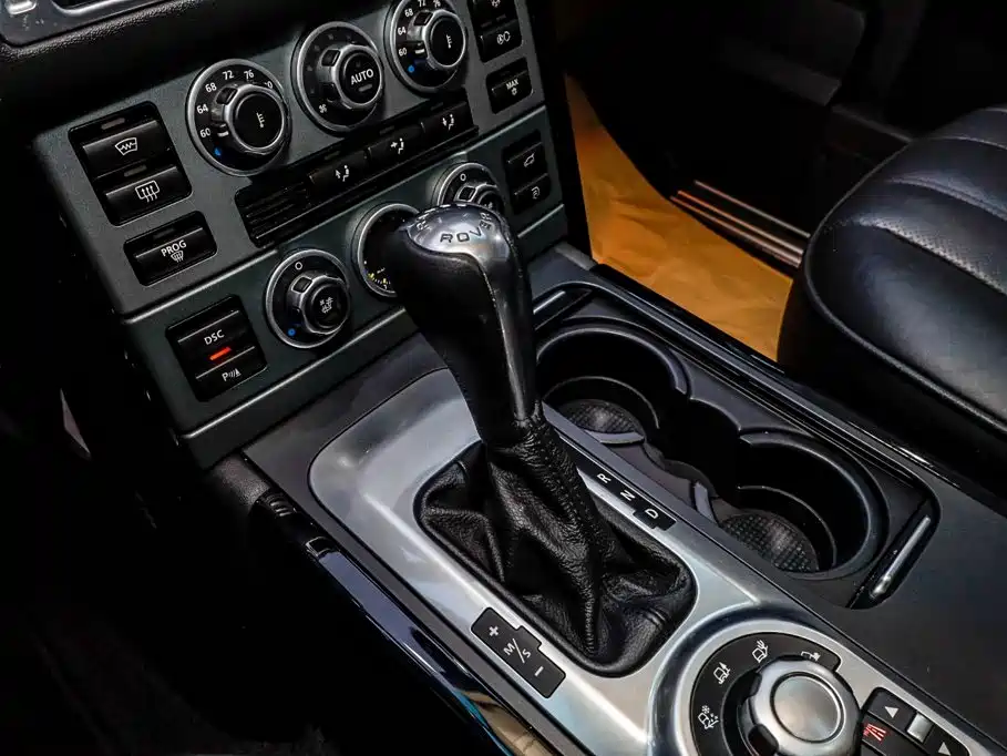Land Rover Range Rover — миниатюра 18