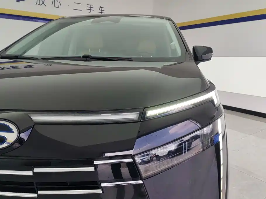 GAC Motor 传祺E8 PHEV — миниатюра 5