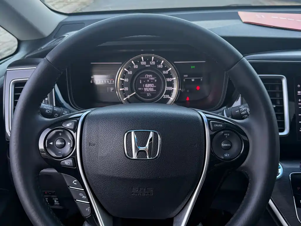 Honda Elysion — миниатюра 10