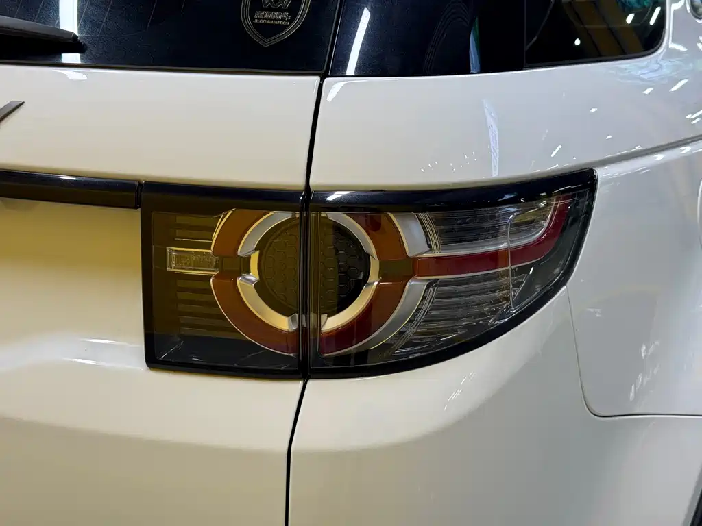 Land Rover Discovery Sport — миниатюра 30