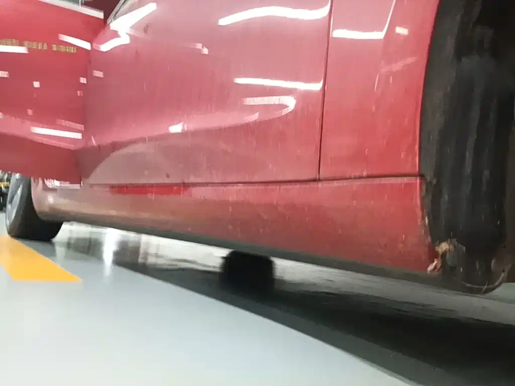 Tesla Model 3 — миниатюра 21