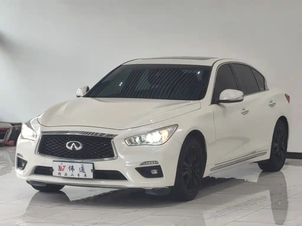 Купить Infiniti Q50L