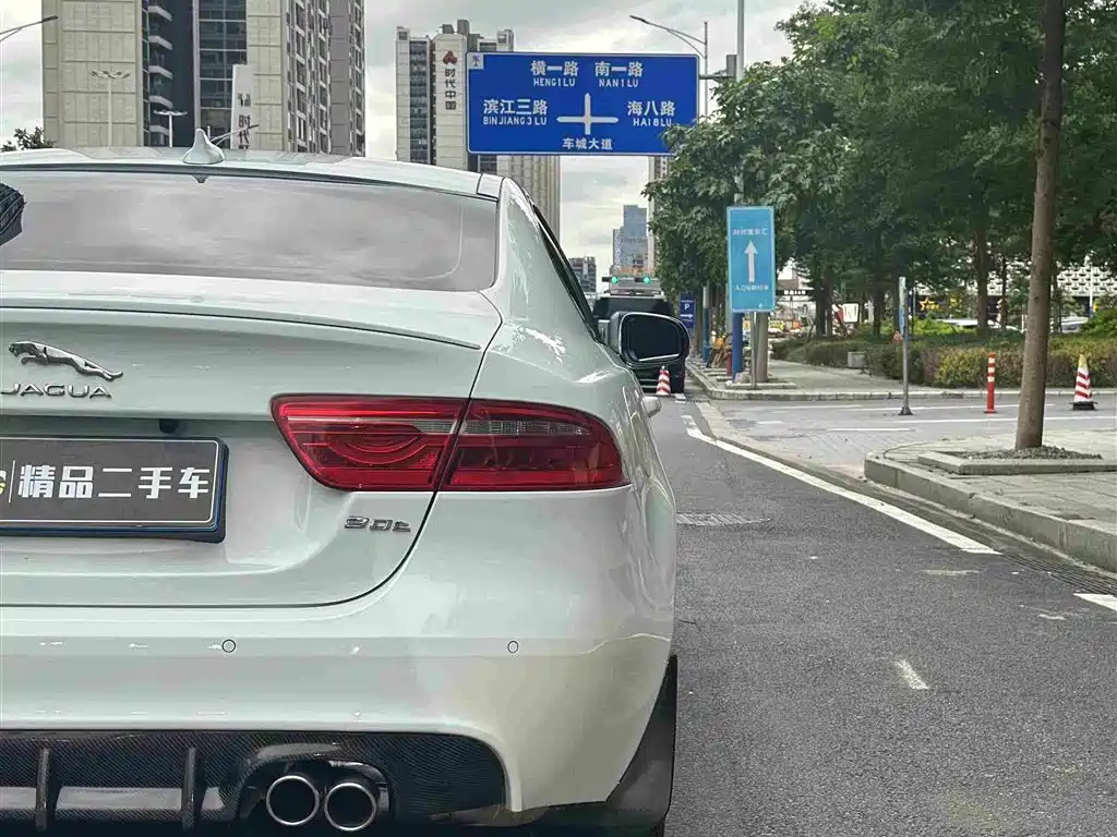 Jaguar XE — миниатюра 11