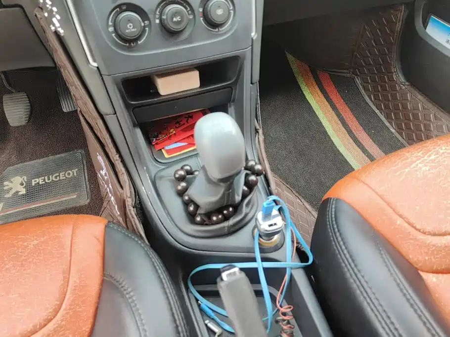 Peugeot 308 — миниатюра 16