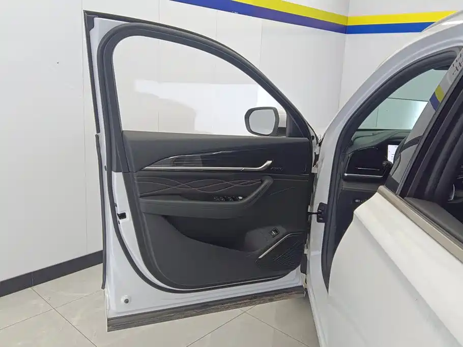 Geely Xingyue L — миниатюра 7