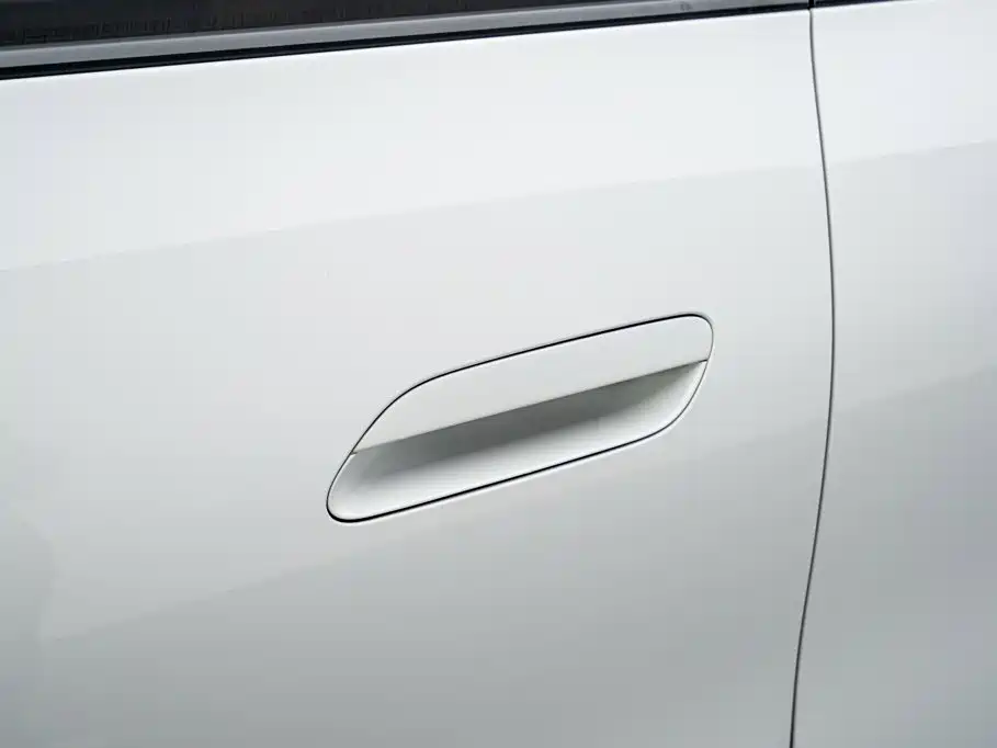Xiaomi SU7 — миниатюра 11