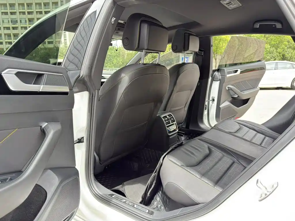 Volkswagen CC — миниатюра 22