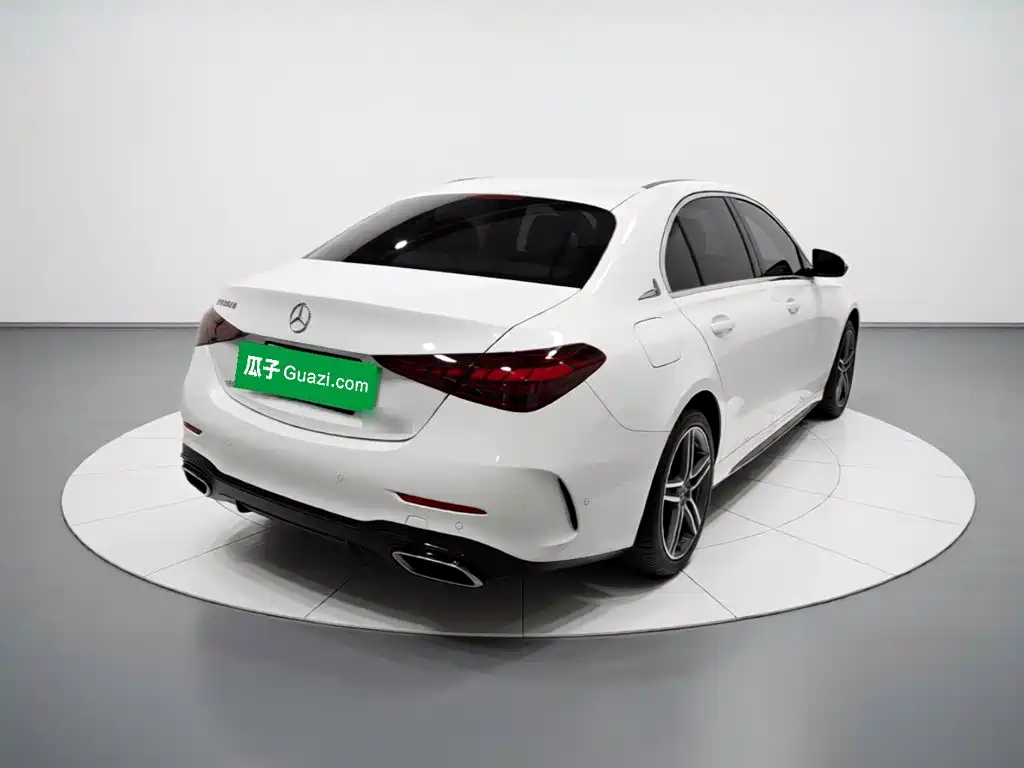 Mercedes-Benz C-Class — миниатюра 4