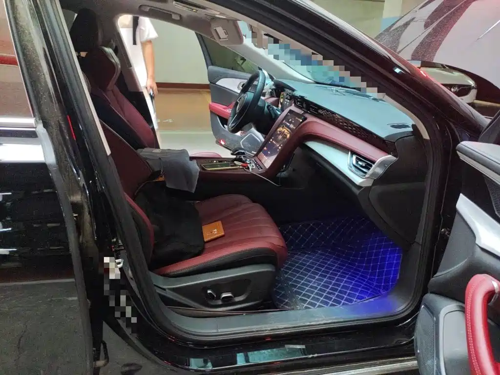 Hongqi Hongqi H5 — миниатюра 20