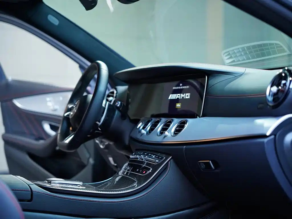 Mercedes-Benz E-Class AMG — миниатюра 30