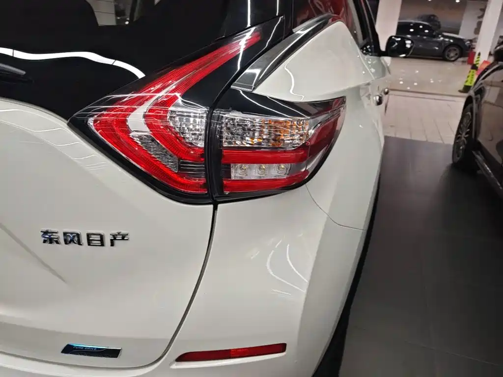 Nissan Murano — миниатюра 8