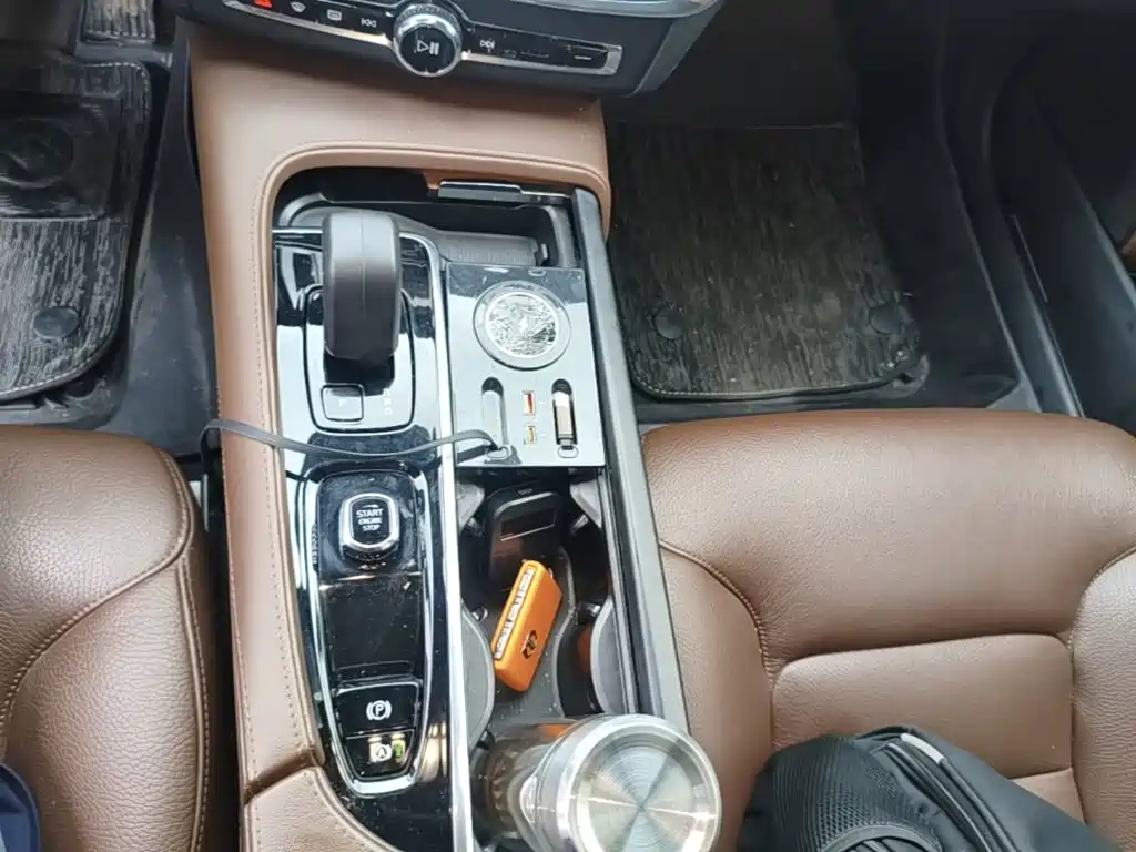 Volvo S90 — миниатюра 14