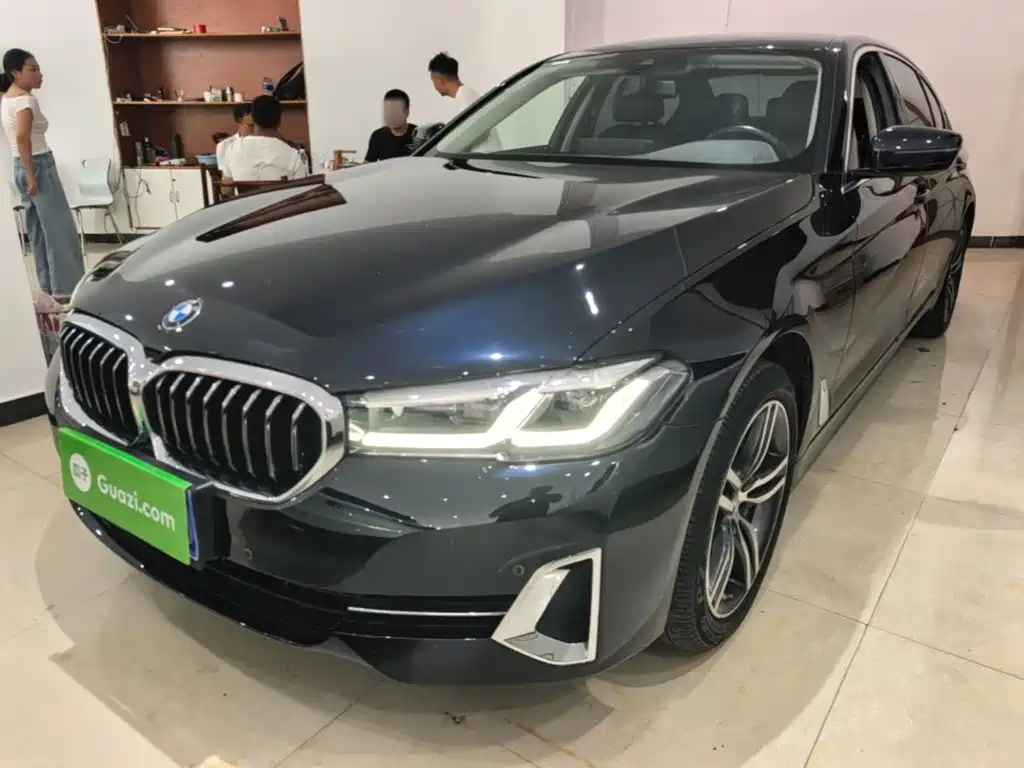 BMW 5 Series — миниатюра 2