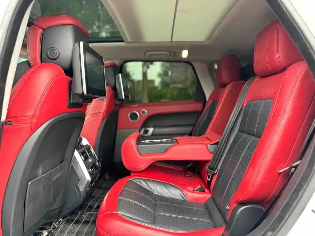 Land Rover Range Rover Sport 2021 3.0 L6 SE