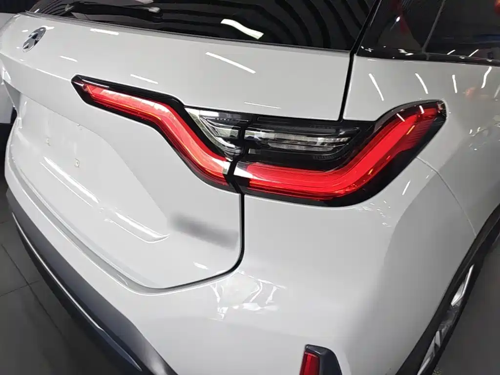 NIO ES6 — миниатюра 8